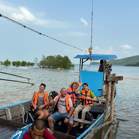 Baan Plai Laem Homestay Koh Phaluai Extérieur photo