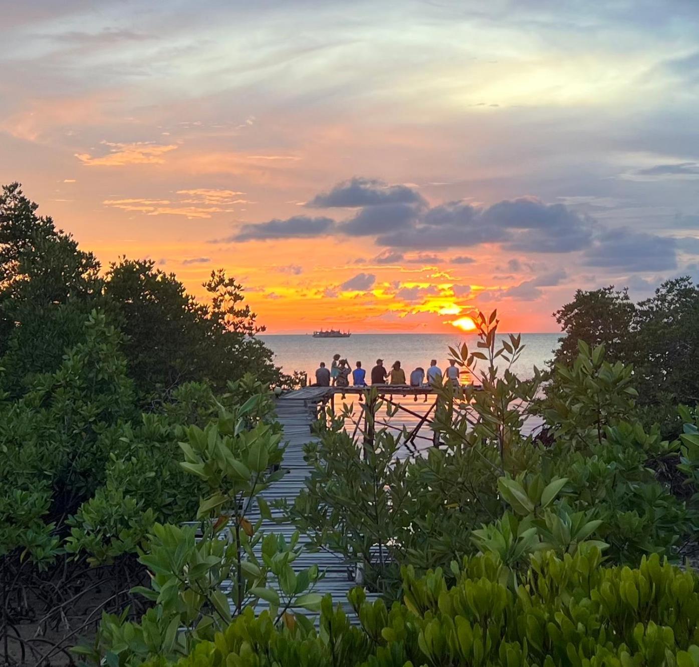 Baan Plai Laem Homestay Koh Phaluai Extérieur photo